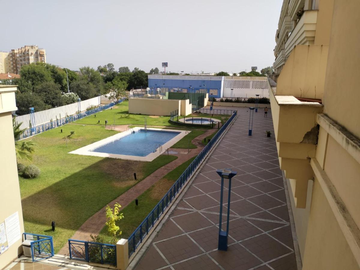 Estudio Fibes-Lux Sevilla Екстериор снимка